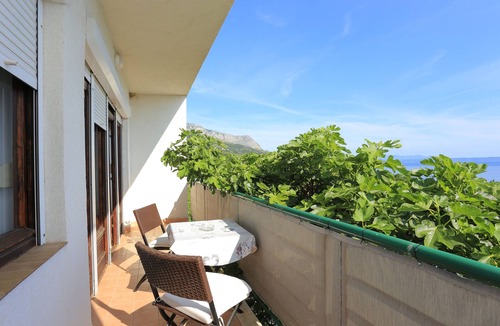 Tucepi Apartment | One bedroom apartment with balcony and sea view Tučepi, Makarska (A-5263-b)