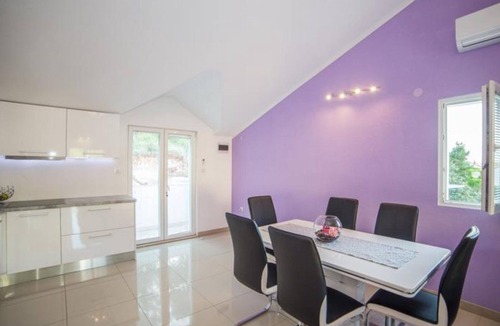 Povlja Apartment | One bedroom apartment with balcony and sea view Povlja (Brač) (A-14126-a)