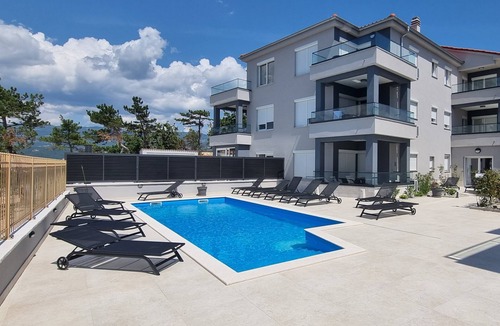 Silo Apartment | One bedroom apartment with a swimming pool Šilo, Krk (A-21242-b)