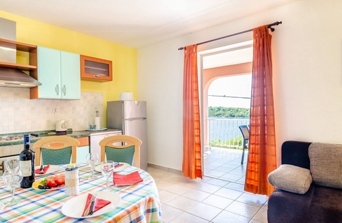 Blato Apartment | One bedroom apartment with terrace and sea view Karbuni, Korčula (A-13217-b)