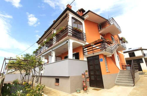 Seget Apartment | One bedroom apartment with balcony and sea view Rožac, Umag (A-27252-b)