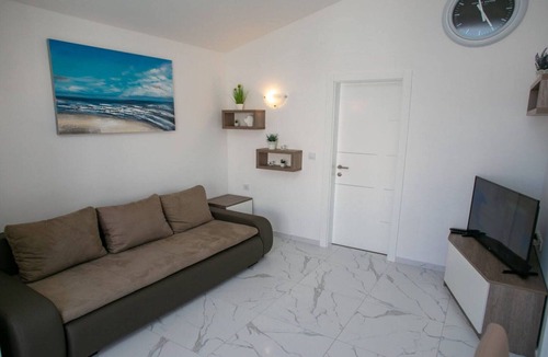 Novalja Apartment | One-Bedroom Deluxe City View Apartment