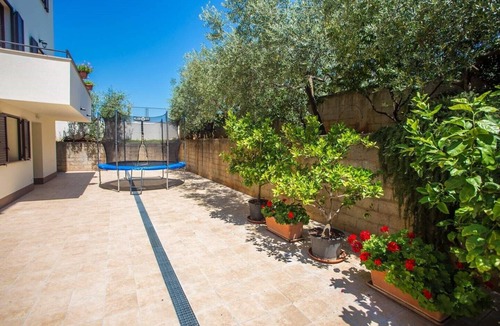Tar Apartment | One-Bedroom E2 with Balcony in Tar