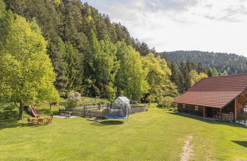 Prevalje Apartment | Organic Homestead Mikl Pine Tree Apt, Slovenj Gradec, Slovenia