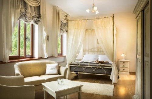 Oprtalj Villa | Palazzo Angelica Hilltop Luxury Villa with Pool, Spa & Views