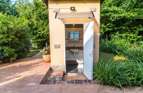 Koper Hotel | Paradise Forest Glamping near Koper Hut 2, Koper, Slovenia
