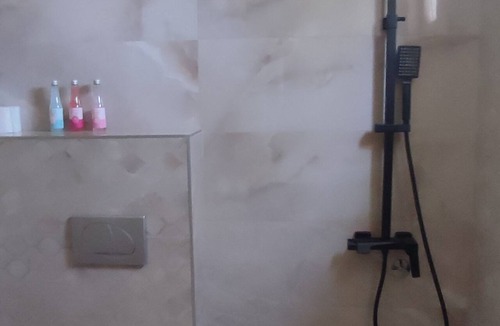 Mostar Apartment | Peacicut 1-bedroom apartment with free parking lot.