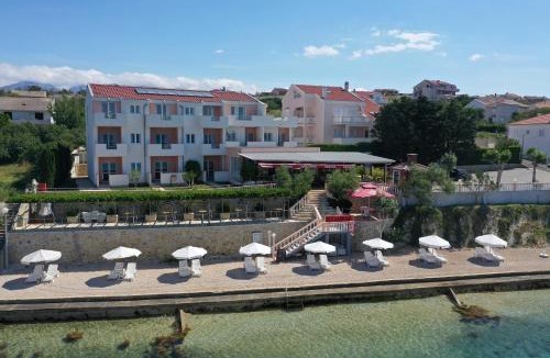 Rtina Hotel | Pension Augustino