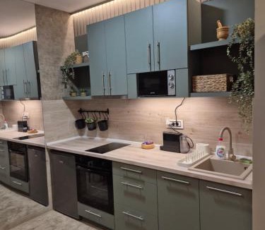 Novi Sad Apartment | Peppermint LUX