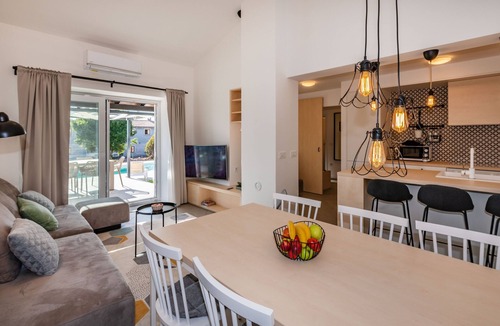 Butkovici House | Perfect summer sunsets await you at Villa Kati Bati
