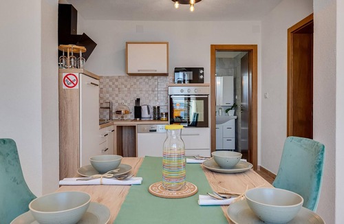 Baric Draga Apartment | Pet friendly apartment in Baric Draga