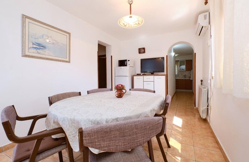 Artatore Apartment | Pet friendly apartment in Artatore with WiFi