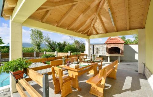Citluk House | Pet Friendly Home In Hrvace