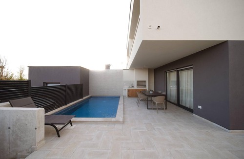 Liznjan House | Pet friendly home in Liznjan
