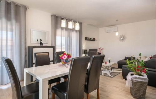 Skatari House | Pet Friendly Home In Pula