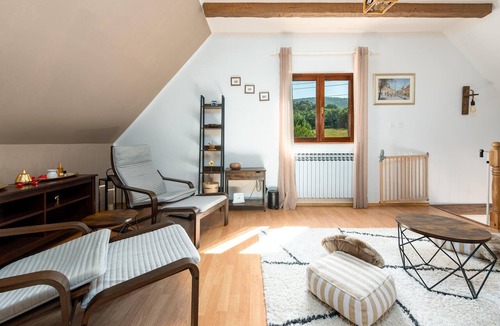 Udbina House | Pet friendly home in Udbina with WiFi
