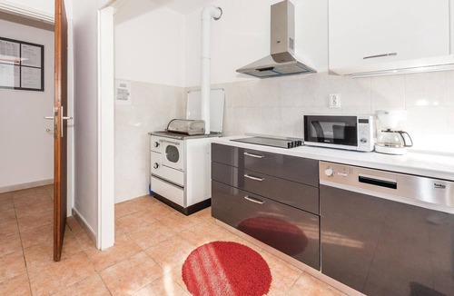Unesic House | Pet friendly home in Unesic