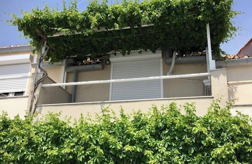 Gorica Apartment | PLAVAC MALI studio with balcony and sea view