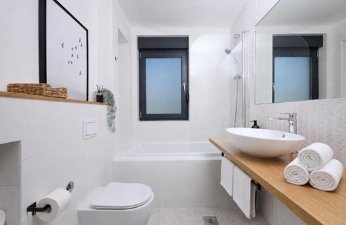Catrnja Apartment | Plitvice Nest - 2 Bedrooms & 2 Bathrooms Gallery Apartment