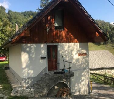 Tolmin House | Počitniška hiša Mlekarna Grant