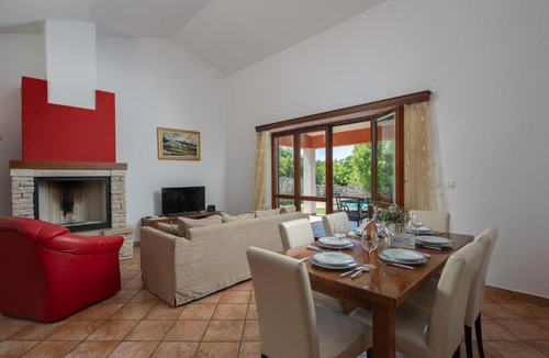 Trgetari House | Pool House in Greenery near Trget - Happy Rentals