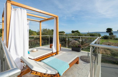 Kastel Stafilic House | Poolincluded - Villa Santa Maria