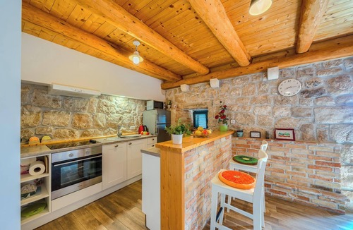 Mihanici Villa | Pretty Stone Cottage with a Private Pool in the Konavle Valley - 30mins from Dubrovnik!