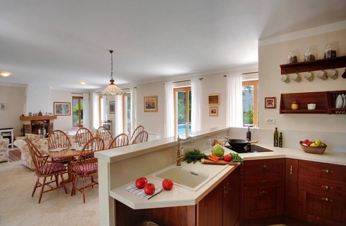 Karigador Villa | Privacy 5* Villa with 9.000m2 Garden, In-Villa Massage, Bikes, 300m to the Beach