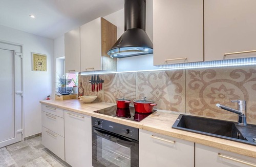 Brod Moravice House | Private Villa with A/C, WIFI, hot tub, private pool, TV, terrace, pets allowed, panoramic view