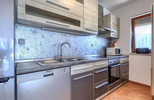 Pinezici House | Private Villa with A/C, private pool, WIFI, hot tub, TV, terrace, pets allowed, panoramic view