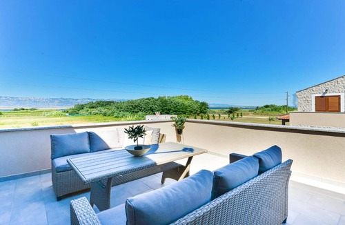 Privlaka Villa | Privlaka Modern Villa for 8