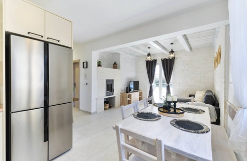 Privlaka Villa | Privlaka Villa with Heated Pool
