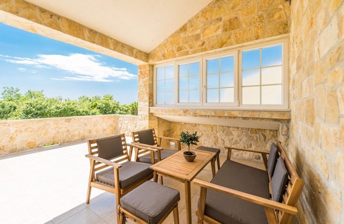 Privlaka Villa | Privlaka Villa with Heated Pool