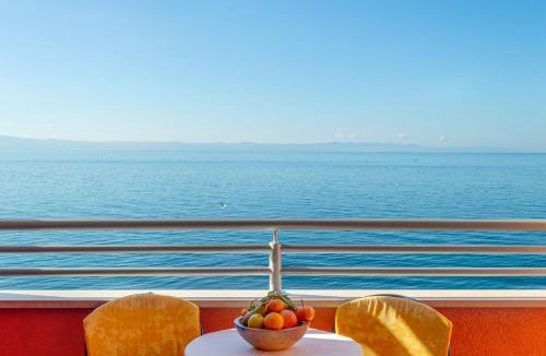 Tucepi Apartment | Promenada - Beachfront Apartments