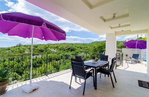 Podimoc Villa | Quiet SeaView Villa Dubrovnik Region - Three Bedroom Villa with Terrace and Swimming Pool