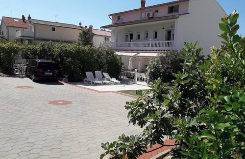Palit House | Rab Coastal Retreat - 3 Bedrooms