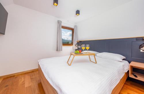 Gospic Ski Chalet | Rita Luxury Ranch
