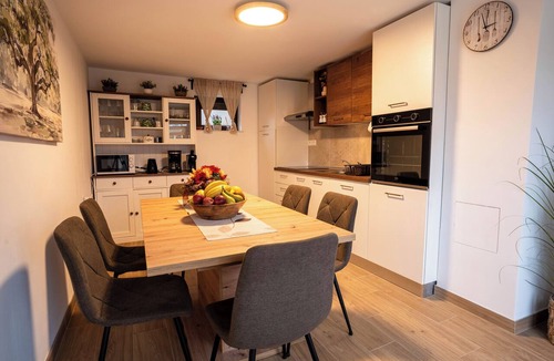 Karlovac House | Riverside Home Laura