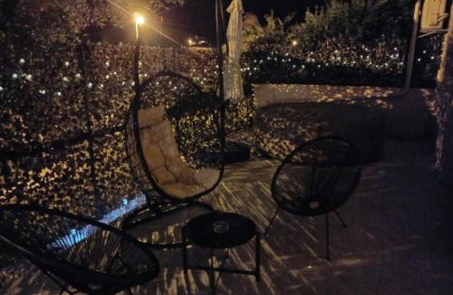 Srinjine Apartment | Romantic Escape With Private Hot Tub Near Split