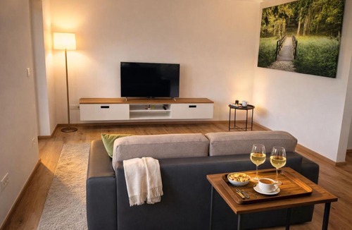 Trebnje Apartment | Romantic Sunset Retread I 4 Min to A2 I E-Bikes I Near Ljubljana