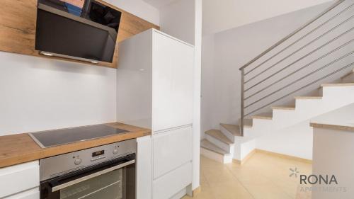 Valica Apartment | Rona apartment Denis