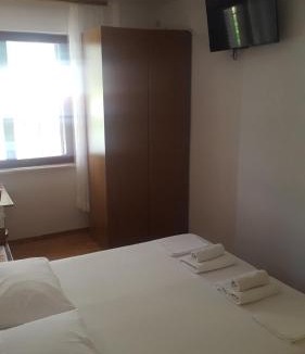 Seca Bed & Breakfast | Rooms and Apartments Roza
