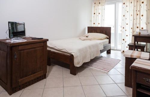 Kastel Luksic House | Rooms Vesna