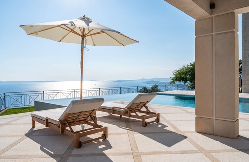 Podstrana Villa | Royal Villa Petra - A Luxurious Mediterranean Retreat Near Split