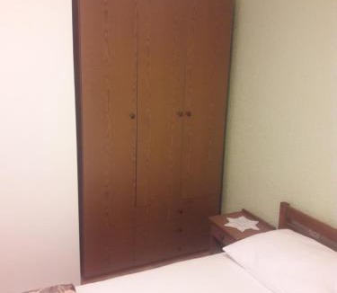 Vratarusa House | Roza Guest House