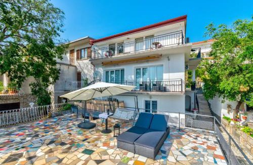 Klanfari Apartment | ROZA