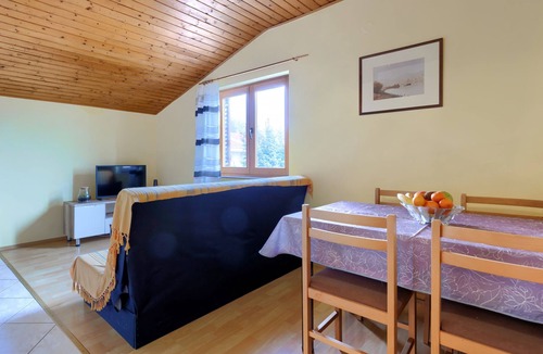Valdebek Apartment | Ruža 1 by Interhome