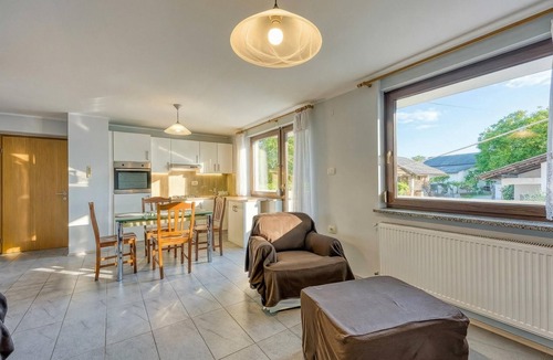 Sezana Apartment | Ruj Karst Apartment with Balcony, Sežana, Slovenia