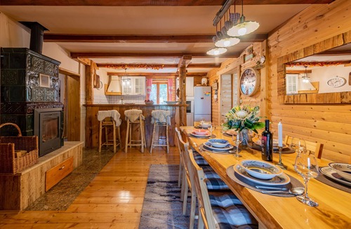 Municipality of Gracac House | Rural home in nature with jacuzzi, sauna and entertainment amenities