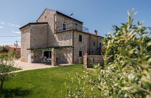 Babici Villa | Rustic Villa Francesca with pool and sauna